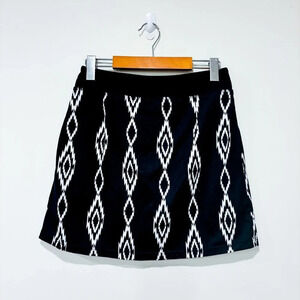 SEG'MENTS Black and white‎  skort